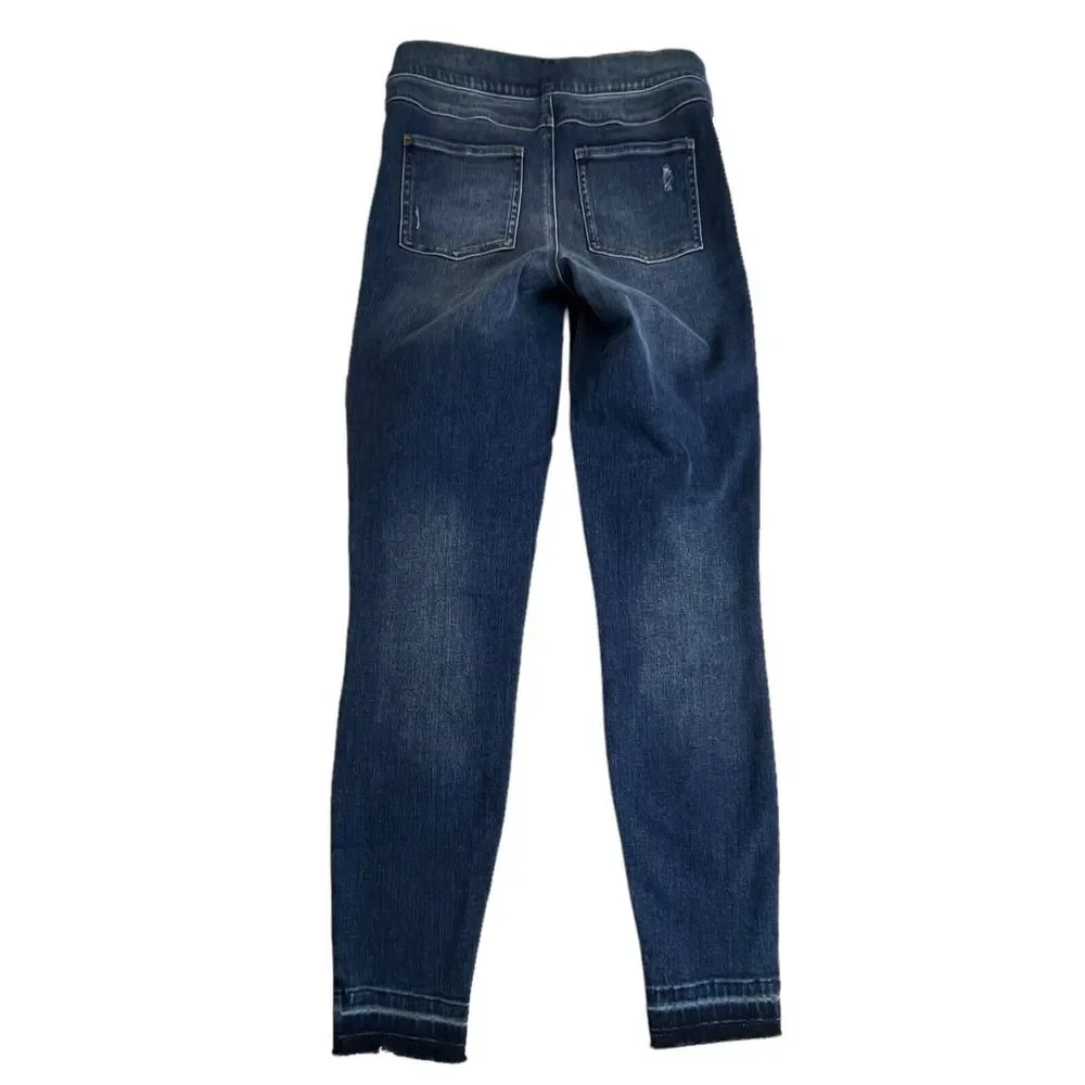 Spanx Medium Wash Mid Rise Distressed Raw Hem Pull On Skinny Jegging Jeans Small